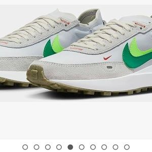 Women’s size 9 Nikes brand new